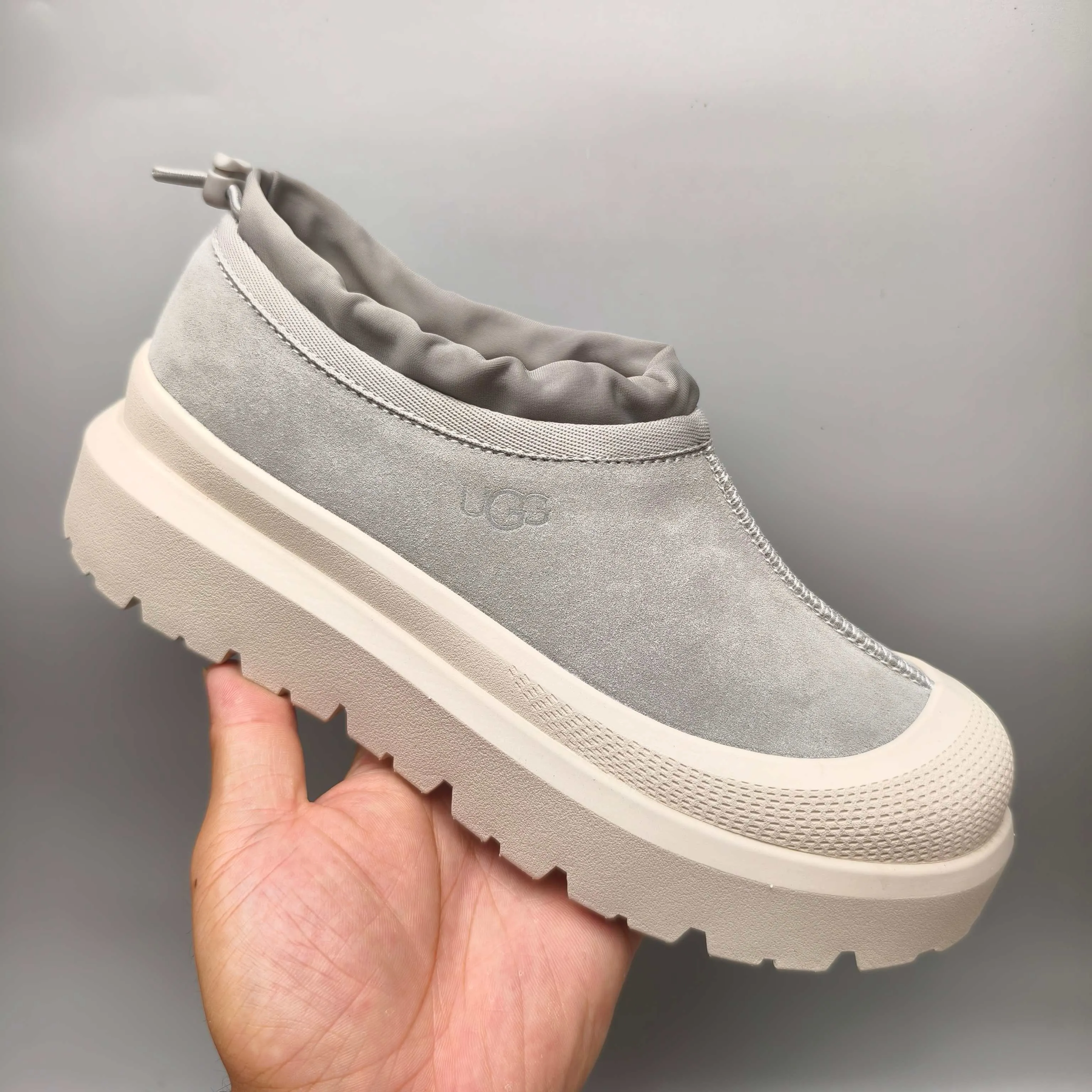 💰520 UGG sheepskin all-in-one snow boots 4096 slip-on casual trendy Wang Yibo men's and women's shoes Color: white red black blue yellow light gray dark gray green Matching sizes: 35-45
